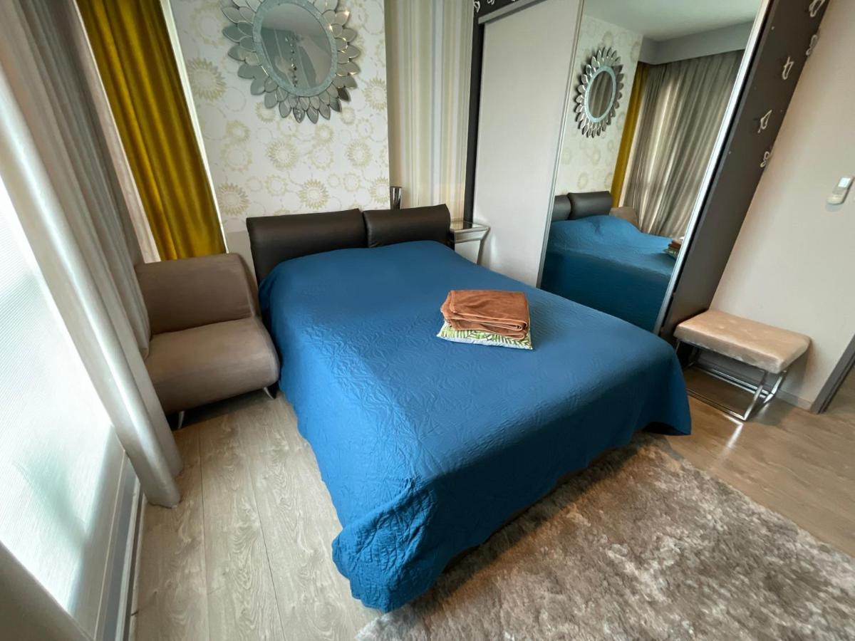 The Base Deluxe Kingsize Apartment Pattaya Exterior photo