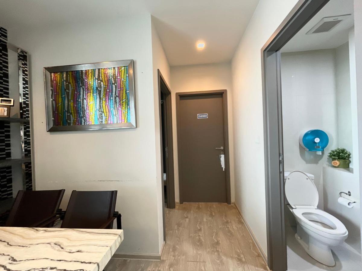 The Base Deluxe Kingsize Apartment Pattaya Exterior photo