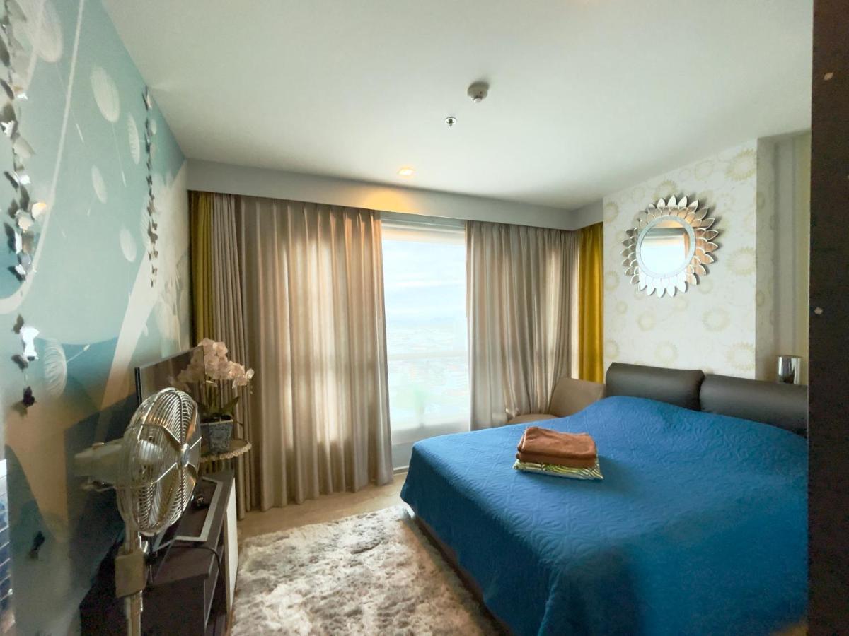 The Base Deluxe Kingsize Apartment Pattaya Exterior photo